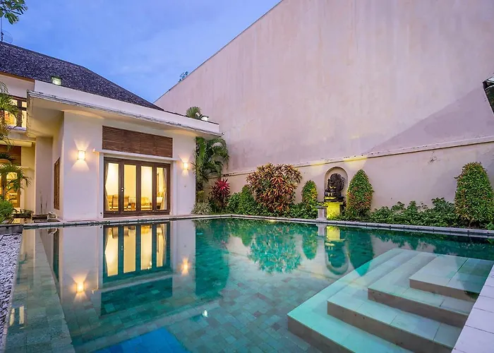 Bali Villa Lotus Seminyak